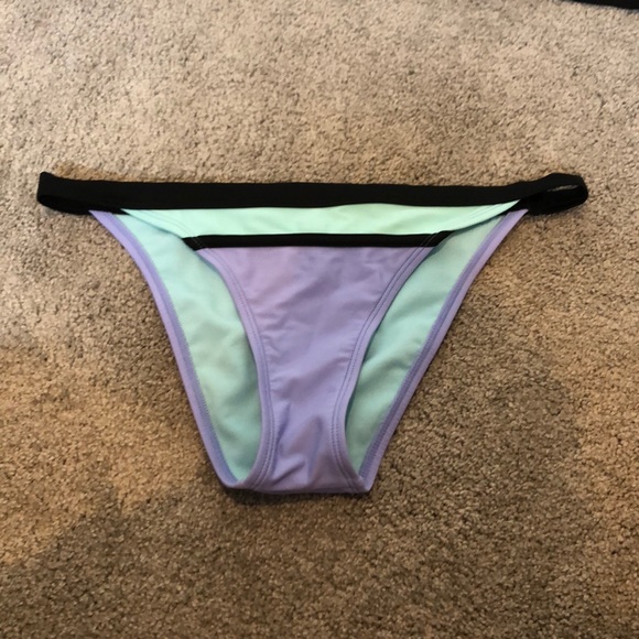 Bathing suit - Picture 4 of 6